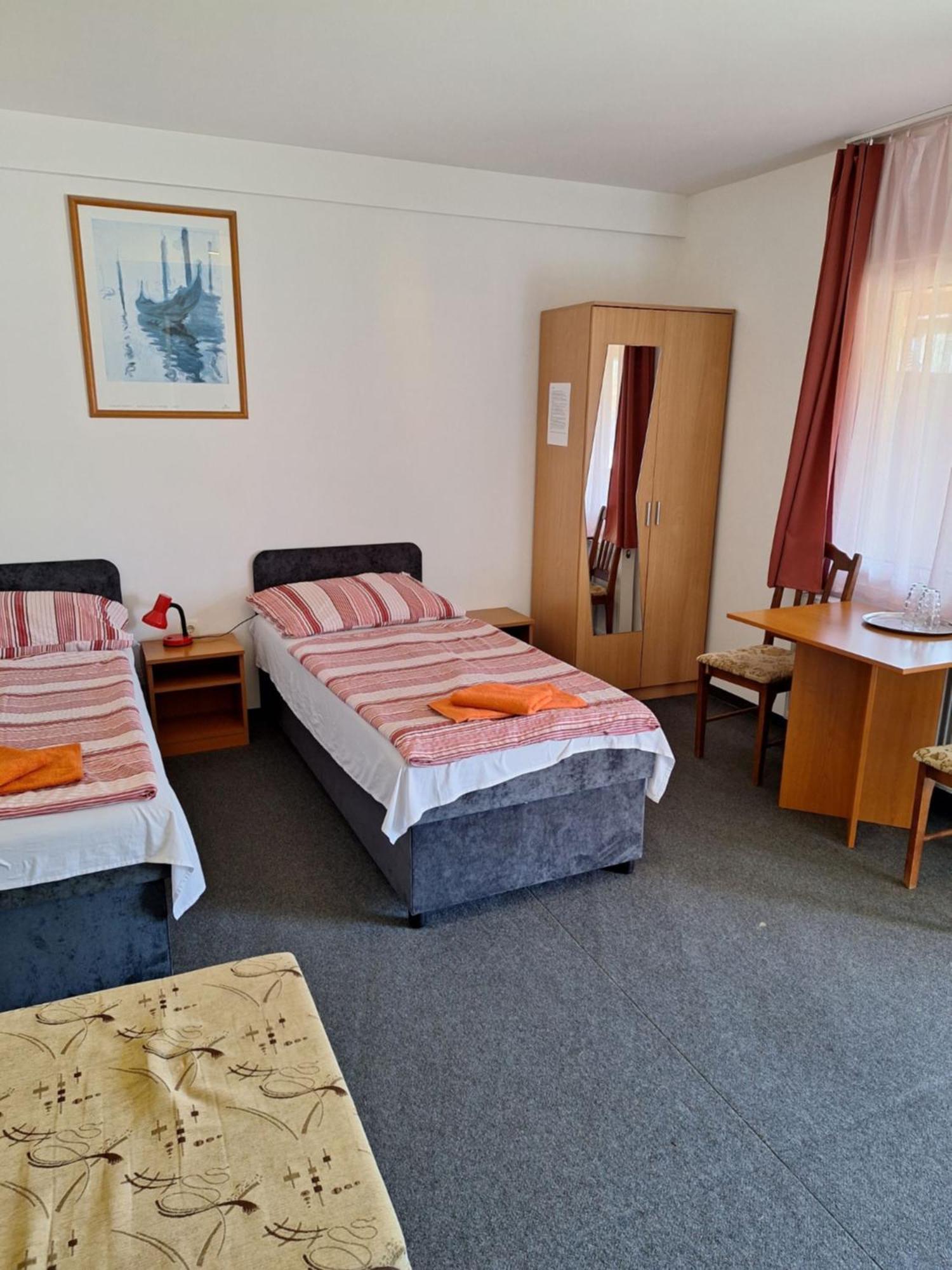 Fenyo Panzio Bed & Breakfast Mezokovesd Bagian luar foto