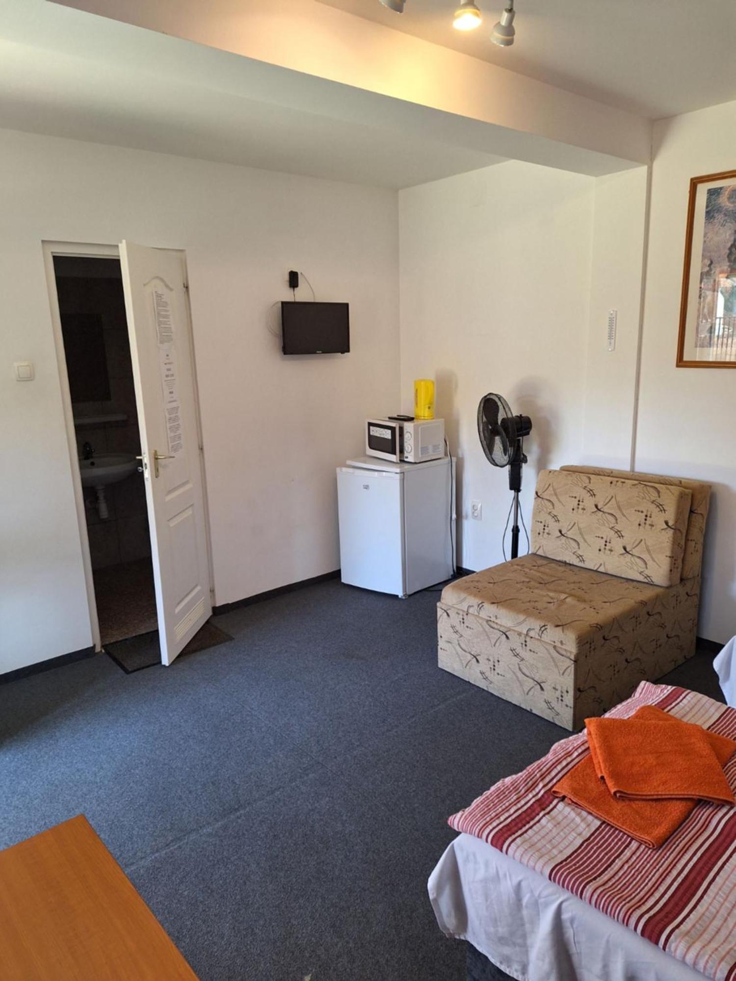 Fenyo Panzio Bed & Breakfast Mezokovesd Bagian luar foto